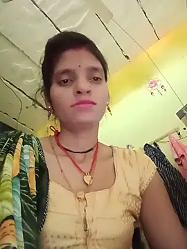 Punam_jindal Adlı Modelin Canlı Sohbet Odası