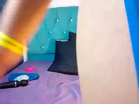 Yesamin_Stone18 чат на живо