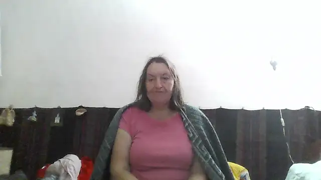 AnnaLive570's Live Chat Room
