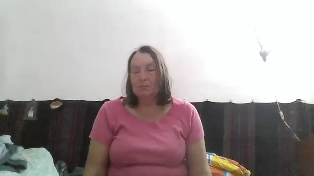 AnnaLive570 Adlı Modelin Canlı Sohbet Odası