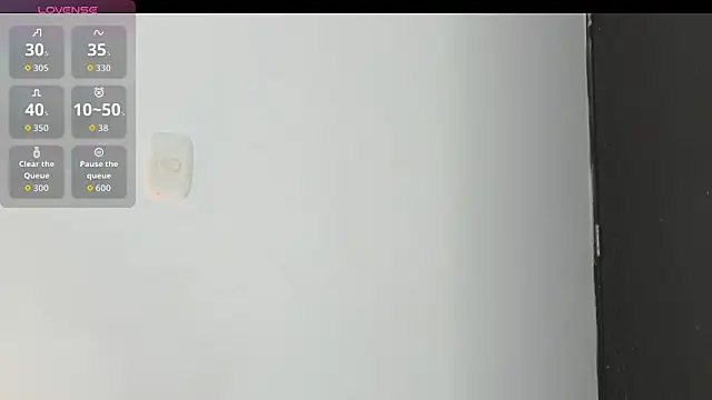 charlottekiss99 élő chatszobája