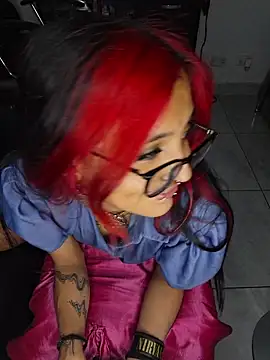 غرفة دردشة carolinerue المباشرة