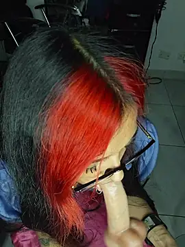 Phòng Chat Trực Tiếp carolinerue