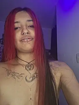 Živá chatovací místnost carolinerue