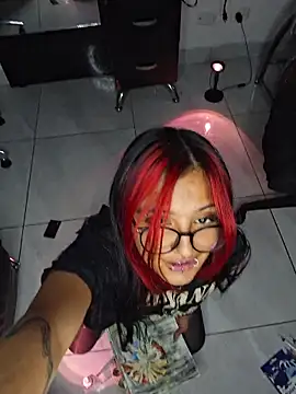carolinerue Live Chatraum