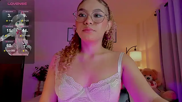 OxanaFedorova1-'s Live Chat Room