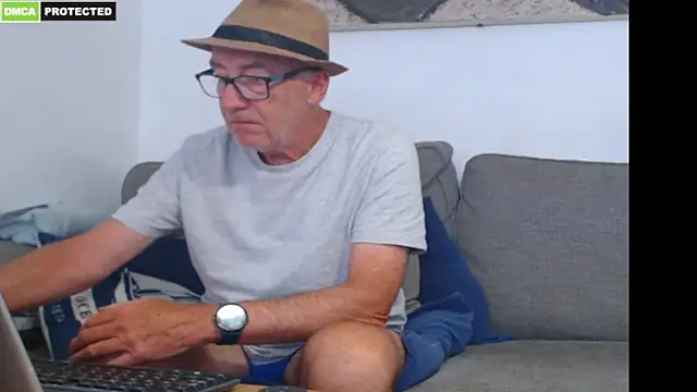 bluedae1's Live Sex Cam Show