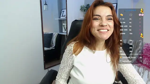 KendallWood_ Adlı Modelin Canlı Sohbet Odası