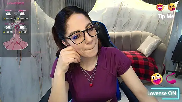 Živá chatovací místnost nadia_r_