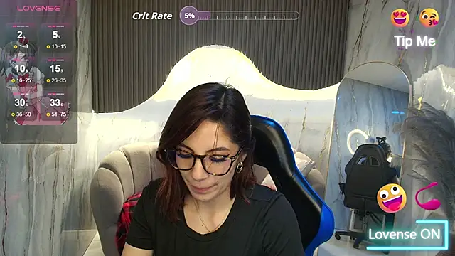 Živá chatovací místnost nadia_r_