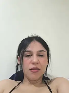 Daniela-rosee Live Chatraum