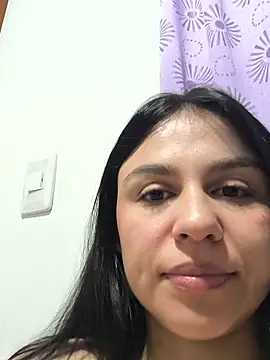 Daniela-rosee – live chatrum