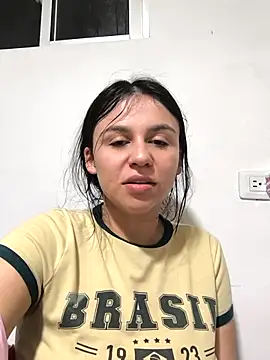 Daniela-rosee live-chat rom