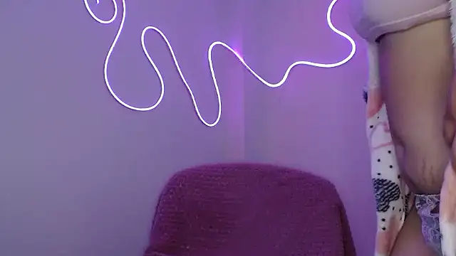 Mia2xsmith – live chatrum