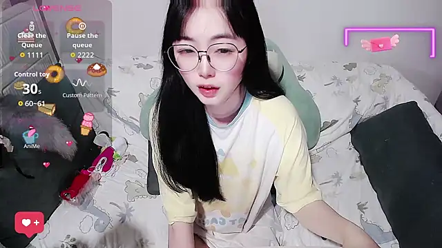 חדר צ'אט בשידור חי של baby-yaya20