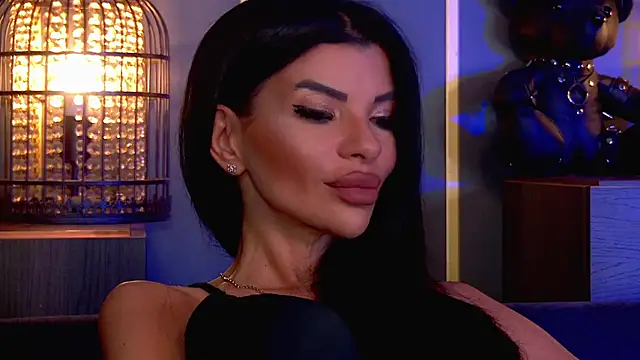 Chat ao vivo de EleniaDevons
