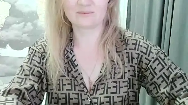 Živá chatovací místnost Zaliraa