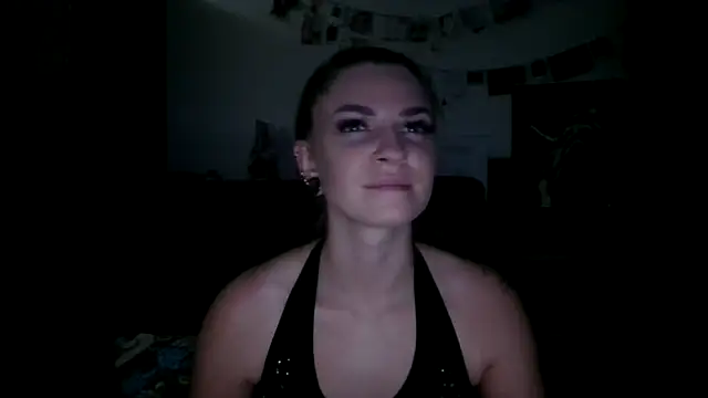 Živá chatovací místnost Nalira