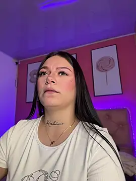 Živá chatovací místnost Megaan__More