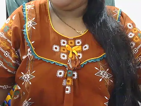 Nisha-telugu Live Chatraum
