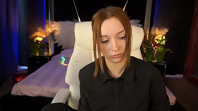 LizzaMoonn Live chatroom