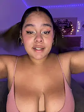 Živá chatovací místnost Anabelle_00_
