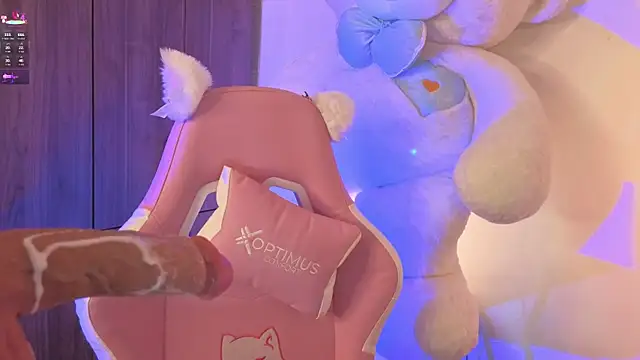 חדר צ'אט בשידור חי של ashlynnlowe_