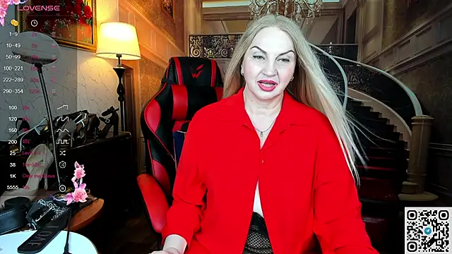 Nina_Devillle's Live Chat Room