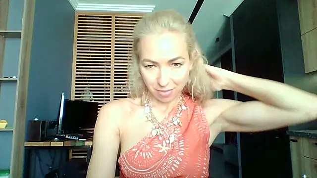 Ivvona Cameră chat live