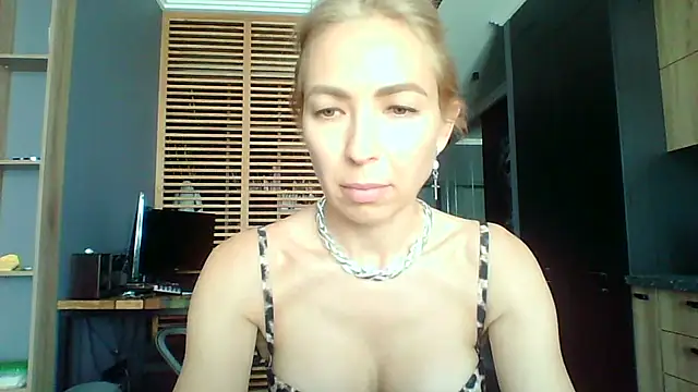 Ivvona – live chatrum