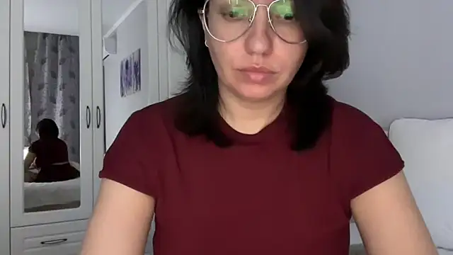 Chat soba uživo modela Karllina