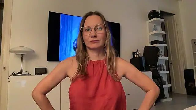 Feyoraa Live Chatraum