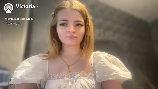 Elirya's Live Chat Room