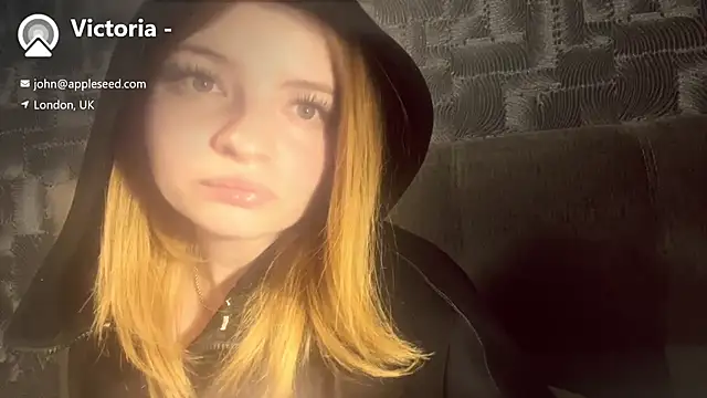 Sala de chat en directo de Elirya