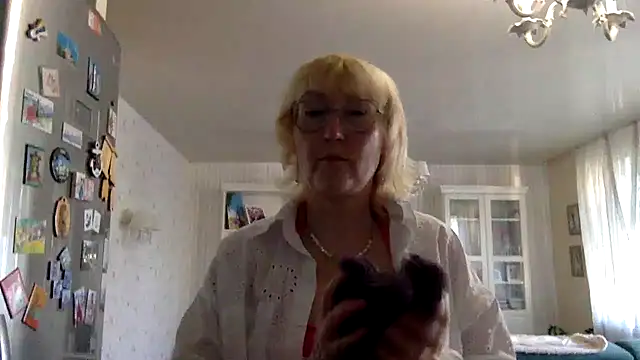 Zeyona Cameră chat live