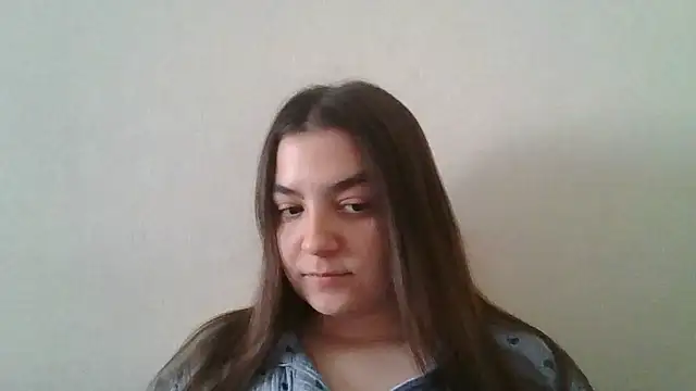 Živá chatovací místnost Farynaa