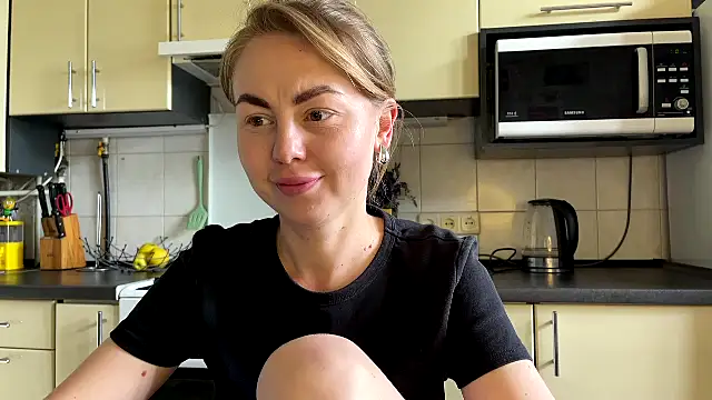 MartaLuna_ Cameră chat live