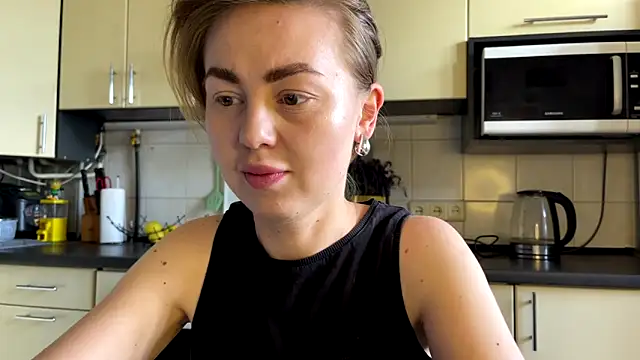 MartaLuna_ Cameră chat live