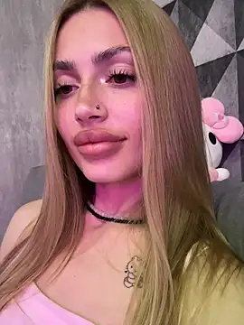 Živá chatovací místnost Elizabeth_Tay