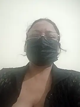 חדר צ'אט בשידור חי של Dreamgirrl