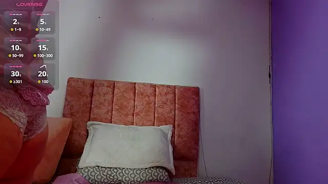 Ava_Raye – Naživo chatovacia miestnosť