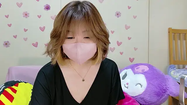 غرفة دردشة nana_desu المباشرة