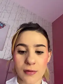 ChloeLaurentt чат на живо