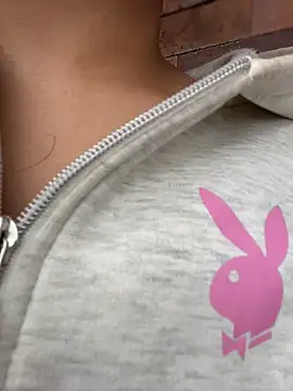 Phòng Chat Trực Tiếp Isabella-Teen