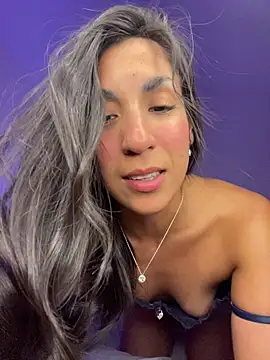 MaddyX__ – live chatrum