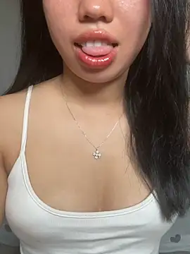 Chat soba uživo modela Rose-babyx