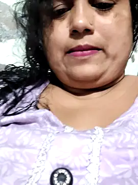 Pokazy przed seks kamerką na żywo – Hot_indian_Milf