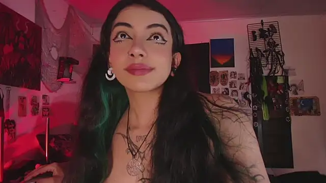 Živá chatovací místnost agathaaiko6