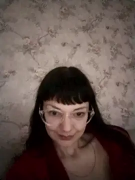 AliceSwan1122 Adlı Modelin Canlı Sohbet Odası