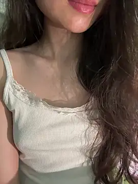 חדר צ'אט בשידור חי של Bella_sexy98